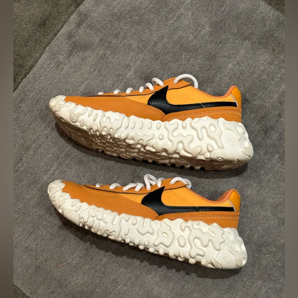 Nike Overbreak Men’s Sneaker Orange “Curry”
